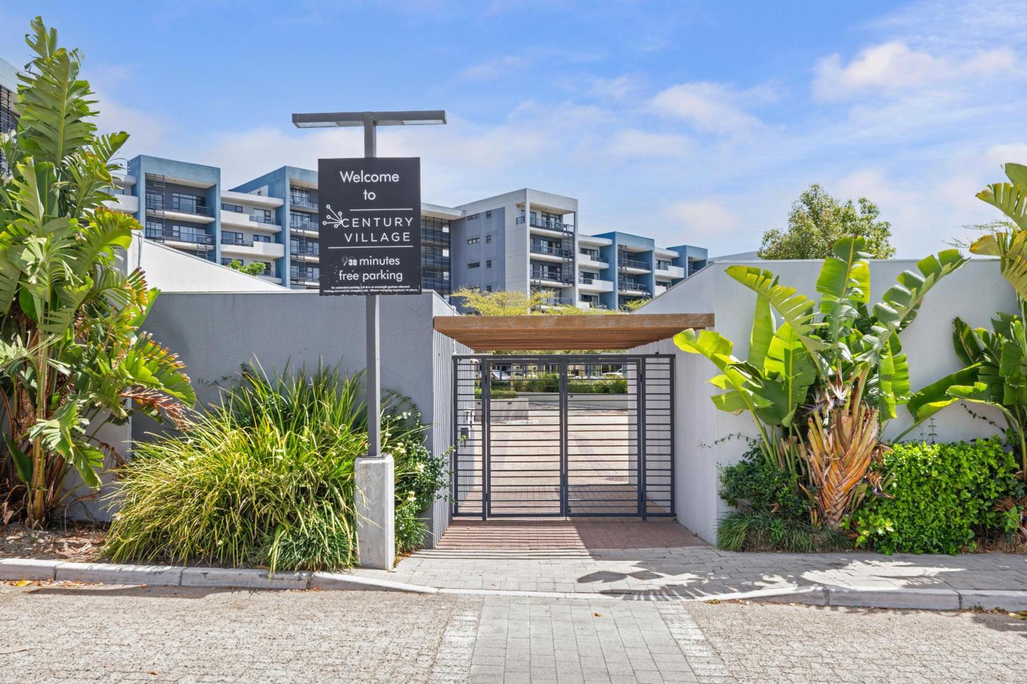 Apartment Two Bedroom Luxury Apartment, Century - Backup Power Cape Town