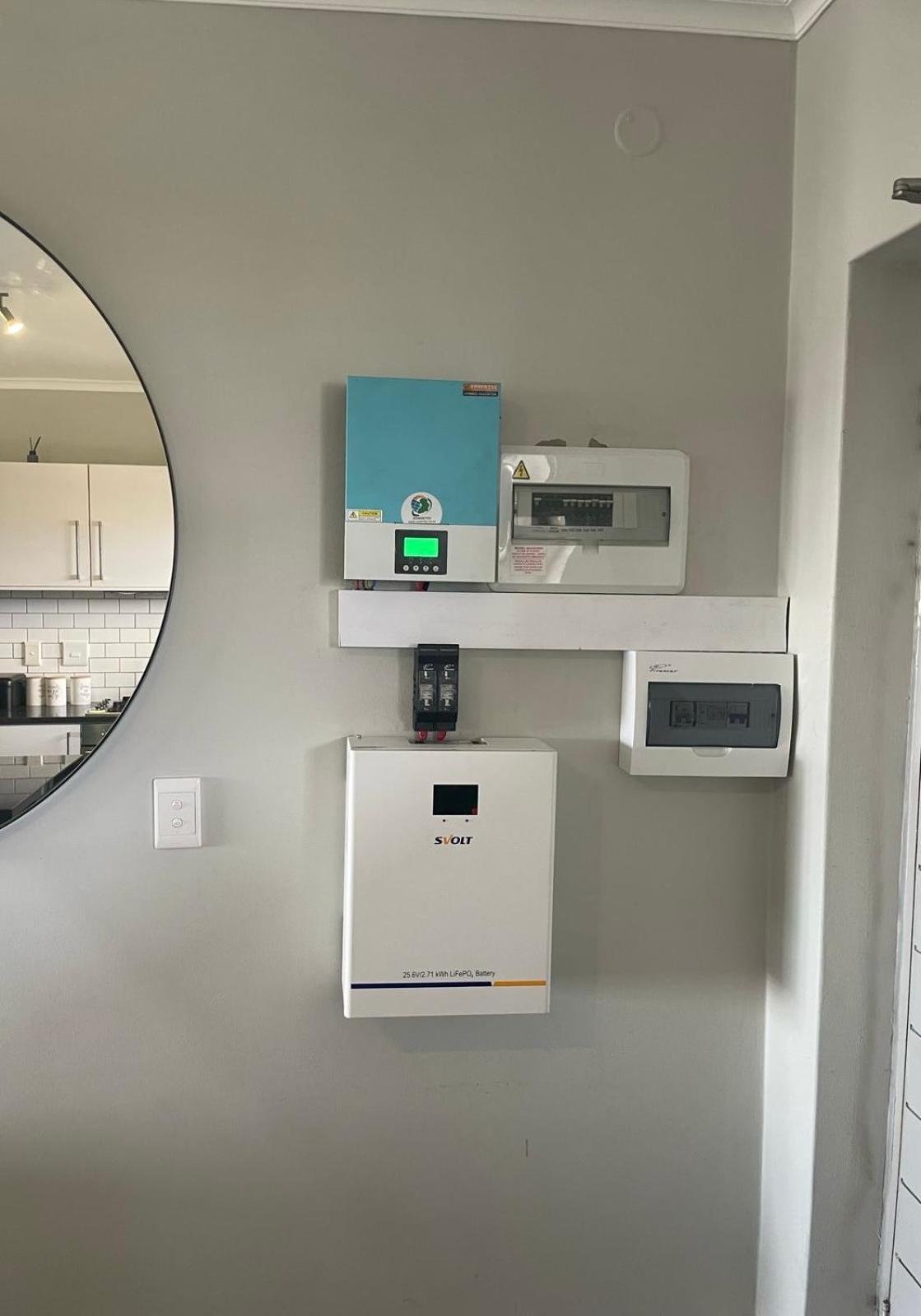 Two Bedroom Luxury Apartment, Century - Backup Power *